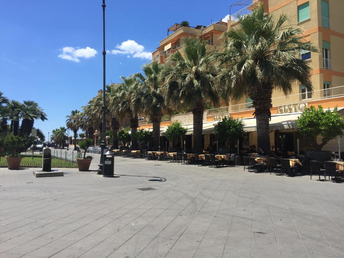 Domus Lido Villa Lido di Ostia Bagian luar foto
