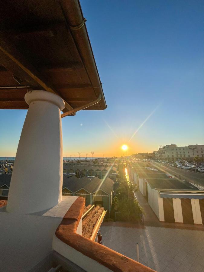 Domus Lido Villa Lido di Ostia Bagian luar foto